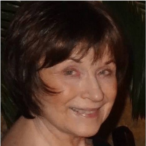 Linda Rolfe Profile Picture.