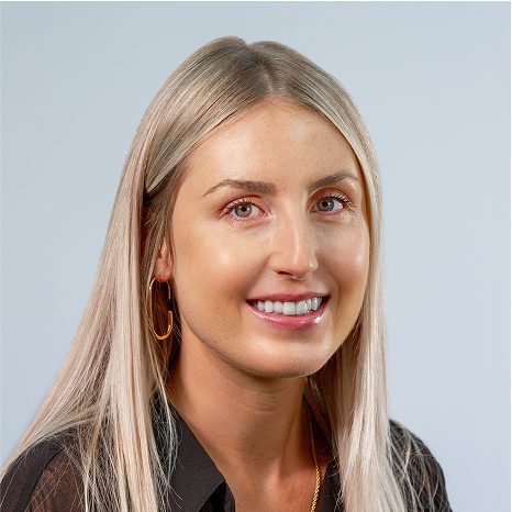 Stefanie Folkerts Profile Picture.